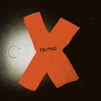 a piece of paper with the word facto on it